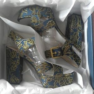 HomecominG~Fall socialS~ClubbiN'~So cutE Heels